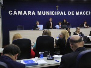 Comissionados condenados na Maria da Penha não poderão ser contratados