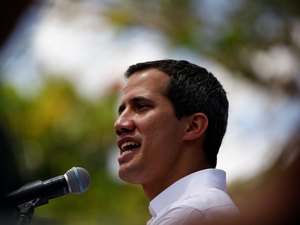 Guaidó diz que 'nunca' será um bom momento para negociar com Maduro