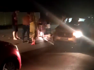 [Vídeo] Acidente entre moto e carro é registrado em Marechal Deodoro