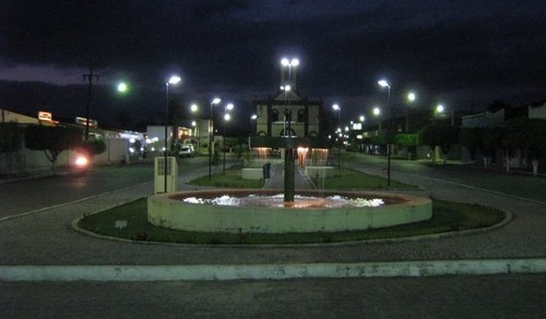 Jovem de 23 anos é executado a tiros dentro de casa