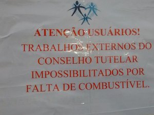 Carro do Conselho Tutelar de Teotônio Vilela está parado por falta de combustível
