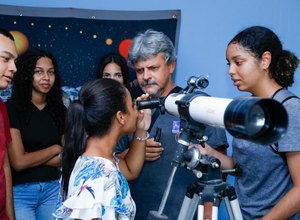 Escolas podem agendar sessões de planetário no Cepa