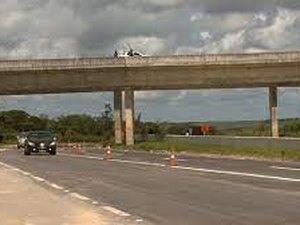 Assaltos voltam a ocorrer nas imediações de viaduto em Messias