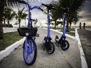 Patinetes e bicicletas elétricas: conheça as regras para circular em Maceió
