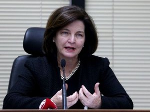 Cumprimento de pena após quatro instâncias aniquila Justiça, diz Raquel Dodge