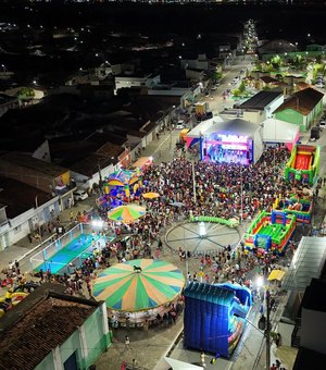 Especial Dia das Crianças lota Praça de Eventos e emociona famílias em Porto Real do Colégio