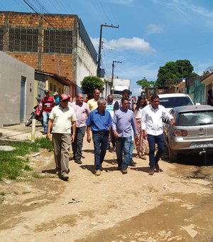 Júlio César assina Ordem de Serviço de R$ 4 milhões para obras de drenagem e pavimentação em Palmeira