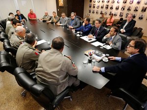 ?Presidente do TJ discute acordo para questão das promoções de militares