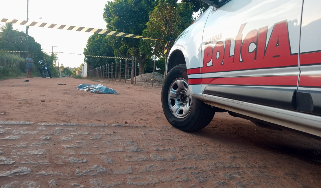 Catador de reciclagem, de 18 anos, é executado no bairro Arnon de Melo em Arapiraca