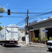 Novos semáforos na parte baixa começam a funcionar neste sábado (13)