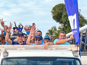 Dani, Ênio Cavalcante e Sérgio Lira comandam carreata histórica em Maragogi