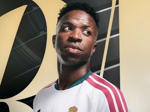 Vini Jr. acerta renovação de contrato com o Real Madrid
