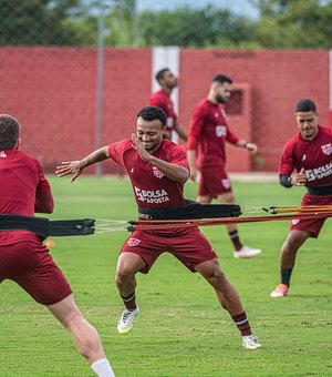CRB realiza atividade no CT Ninho do Galo e embarca para o Mato Grosso