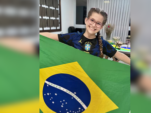 Paraibana de 10 anos dá dicas a técnico da Seleção Brasileira em vídeos: 'Ancelotti, anota aí'