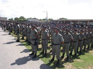 Militares recebem primeira etapa do reajuste salarial hoje