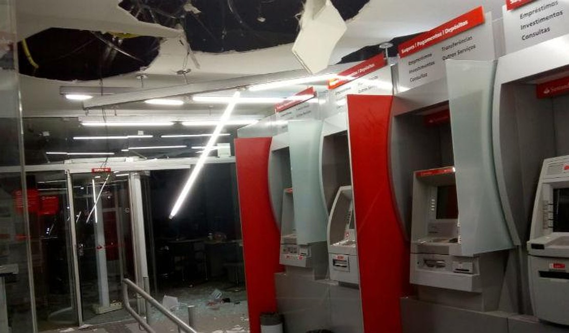 Agências bancárias são explodidas no Agreste de Pernambuco