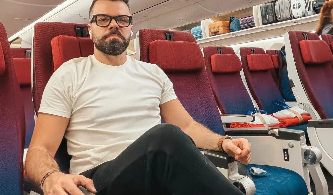 Passagem de empresário é cancelada e ele acaba expulso de voo. Entenda