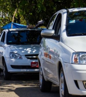 Lei assegura transmissão da praça de táxis e beneficia famílias