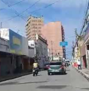 Homem cai de telhado enquanto fazia reparos em loja no Centro de Maceió