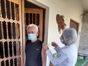 Prefeitura de Porto de Pedras convoca pessoas com comorbidades de 59 anos