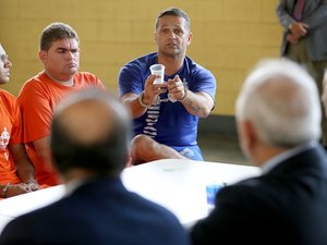 Após reclamações de presos, magistrados realizam vistoria no Presídio do Agreste