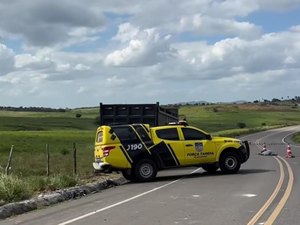 Jovem morre em grave acidente entre caçamba e motocicleta em Arapiraca