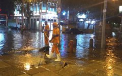 O Rio de Janeiro entrou em estágio de atenção por volta das 22h30 desta quarta-feira (06), quando inciou as chuvas