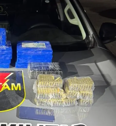 Homem é preso suspeito de tráfico de drogas na Vila Brejal, em Maceió