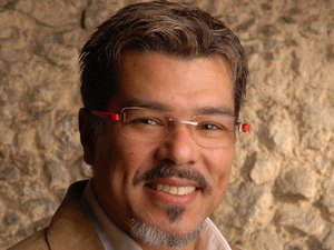 Ator Mauricio Mattar sofre infarto no interior de São Paulo 