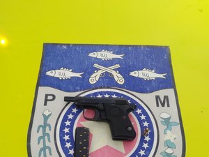 Homem é preso por porte ilegal de arma de fogo, em Coruripe