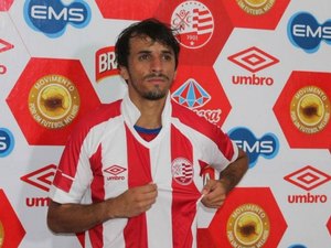 Caíque não teme pressão em vestir a camisa do Náutico