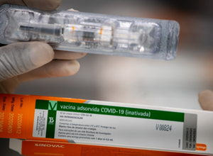 MPF questiona Saúde por cancelamento da compra de vacina chinesa