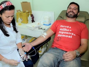 Campanha junina do Hemoal distribui camisas para doadores de sangue