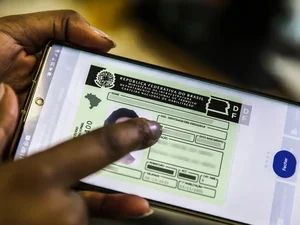 Contran aprova resolução que retira exigência de autoescola para CNH