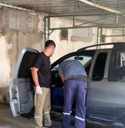 Homem é encontrado morto dentro de veículo em estacionamento no Centro