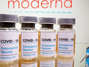 EUA autorizam vacina da Moderna contra a covid-19