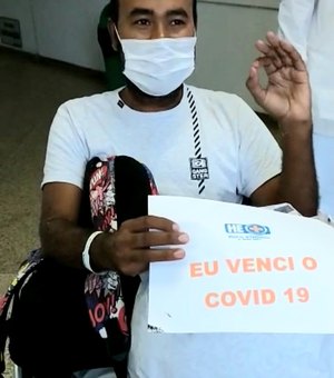 Paciente de covid-19 que estava internado há nove dias, recebe alta e agradece a HEA