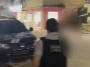 Preso suspeito de arrastar homem de casa e matá-lo com dez tiros em Porto de Pedras