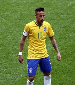 Húngara diz ter filha de 10 anos com Neymar e pede R$ 160 mil de pensão