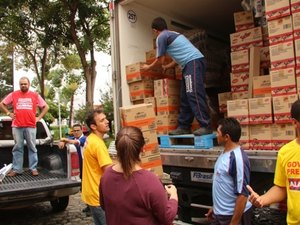 Força-tarefa leva doações a mais 11 municípios atingidos pelas chuvas