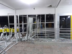 [Vídeo] Bando armado explode agências da Caixa e BB no interior