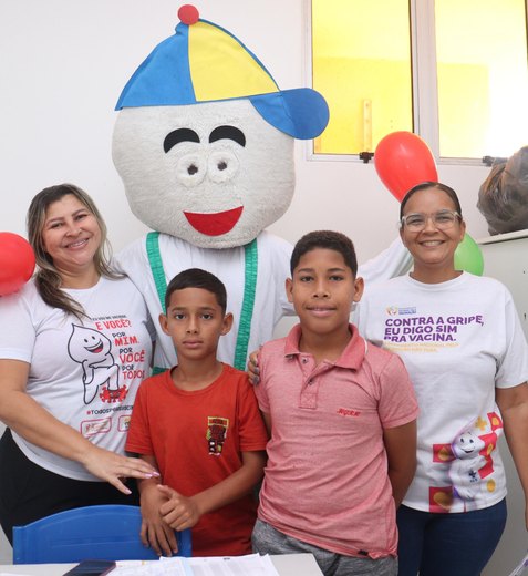 Matriz de Camaragibe realiza Dia D da campanha multivacinação