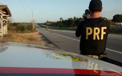 PRF prende mulher embriagada causa acidente de trânsito e na BR-316 