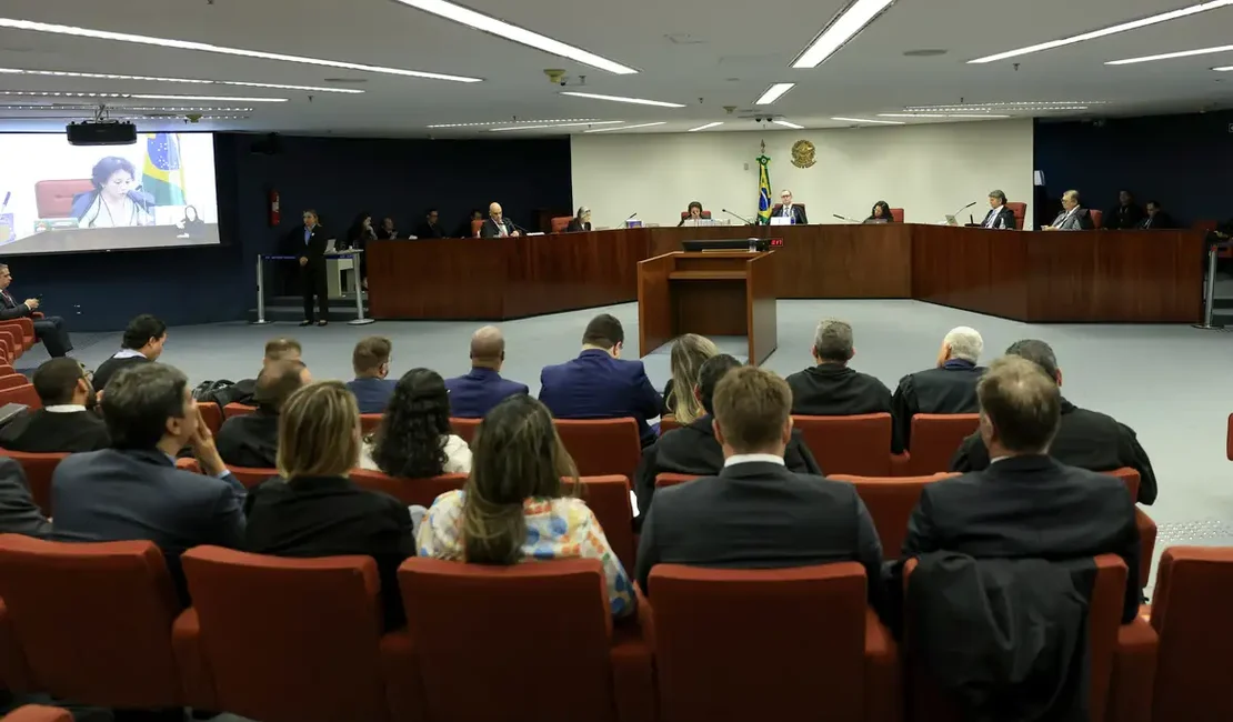 Supremo Tribunal Federal interroga 'kids pretos' que são réus pela trama golpista