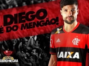 Após 12 anos, Diego volta ao Brasil e é o novo reforço do Fla