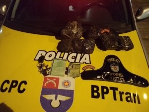 Suspeitos de tráfico são presos em abordagem na parte alta de Maceió