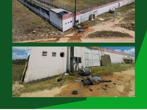 Ladrões roubam peças de transformador e levam fiação elétrica de estádio em Porto Calvo