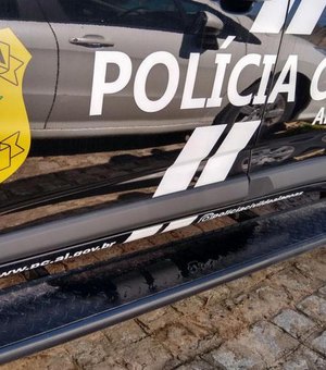 Polícia prende suspeita de maus-tratos contra marido paraplégico em São Miguel dos Campos