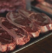 Funcionários de supermercado são presos por desviar mais de 20kg de carne no Jacintinho
