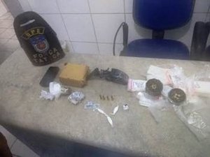 Adolescente é apreendido com drogas e armas em bairro nobre da capital